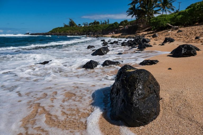 Hawaii committee advances a bill banning prediction markets