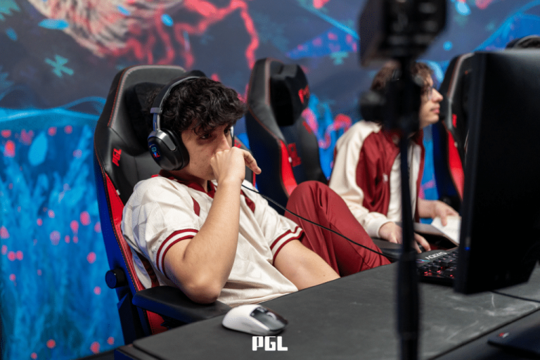 Dota 2 pros salaries are too high and the scene is suffering for it
